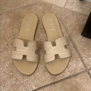 French Sole Raffia sandals